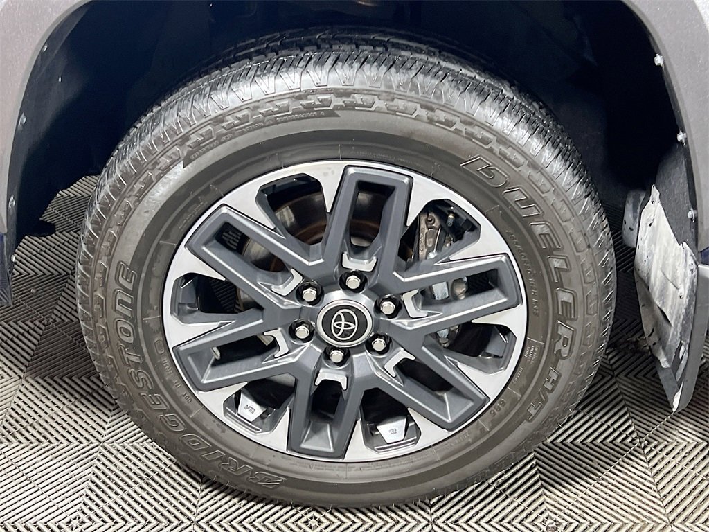 Used 2024 Toyota Tundra Limited image 28
