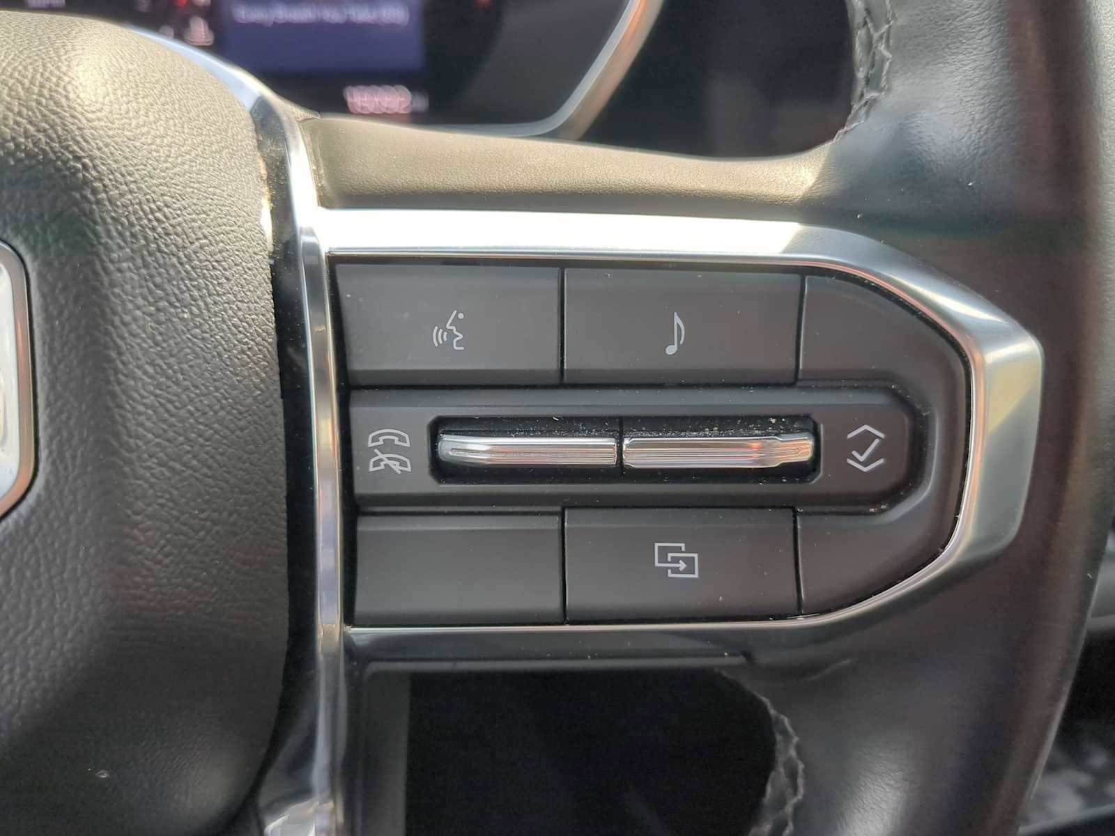 Used 2024 GMC Canyon Elevation w/ Elevation Premium Package image 17