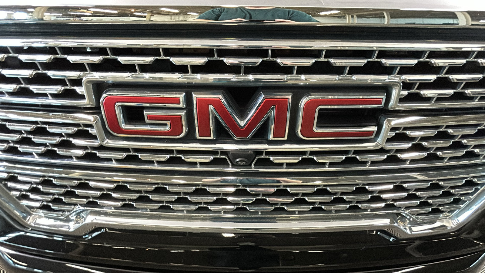 Used 2021 GMC Sierra 1500 Denali w/ Denali Ultimate Package AWD/4WD image 10