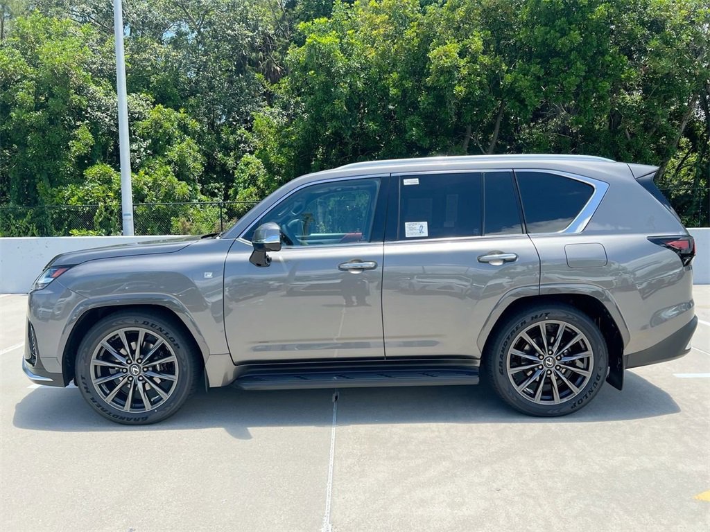 New 2025 Lexus LX 600 F Sport image 4