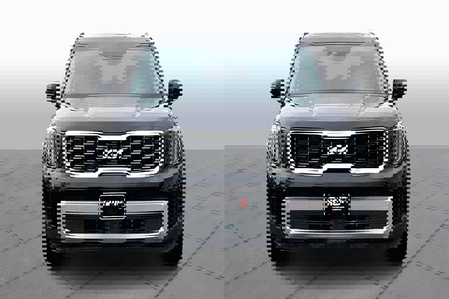 Used 2023 Kia Telluride S w/ S Sunroof Package image 3