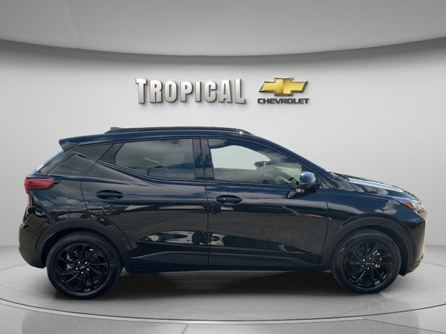 New 2027 Chevrolet Bolt RS w/ Super Cruise Package FWD image 6
