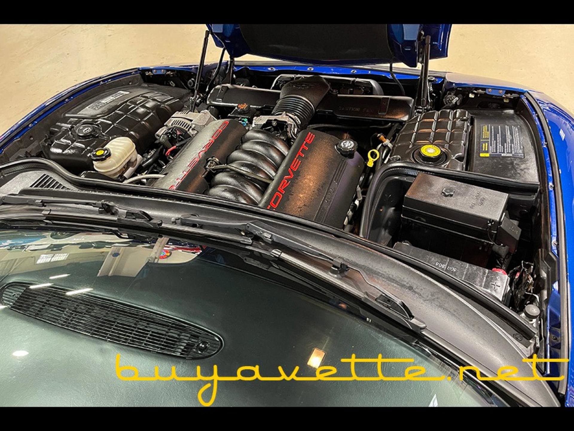 Used 2002 Chevrolet Corvette Coupe w/ Preferred Equipment Group2 image 24