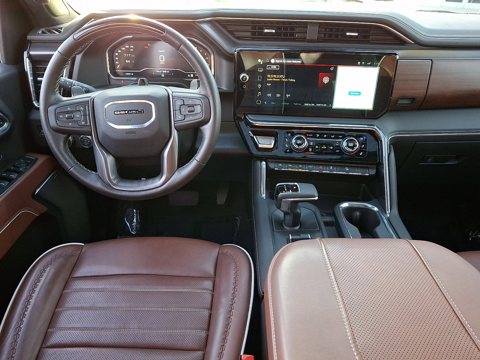 Certified 2025 GMC Sierra 1500 Denali Ultimate AWD/4WD image 12