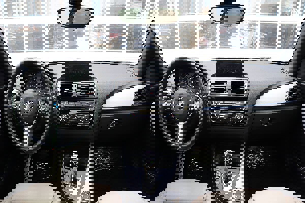 Used 2017 BMW 230i xDrive Coupe image 13