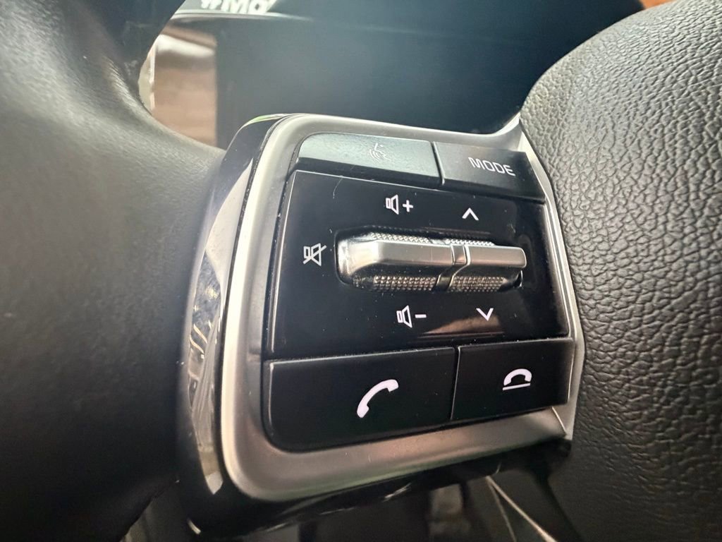 Used 2021 Kia Sorento S image 22