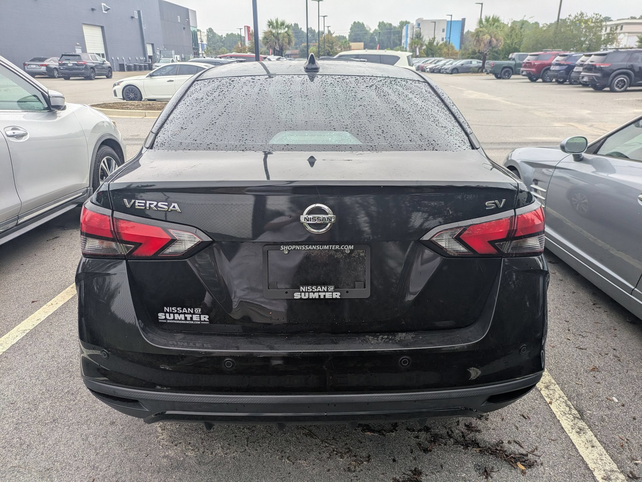 Used 2020 Nissan Versa SV w/ Trunk Package FWD image 2