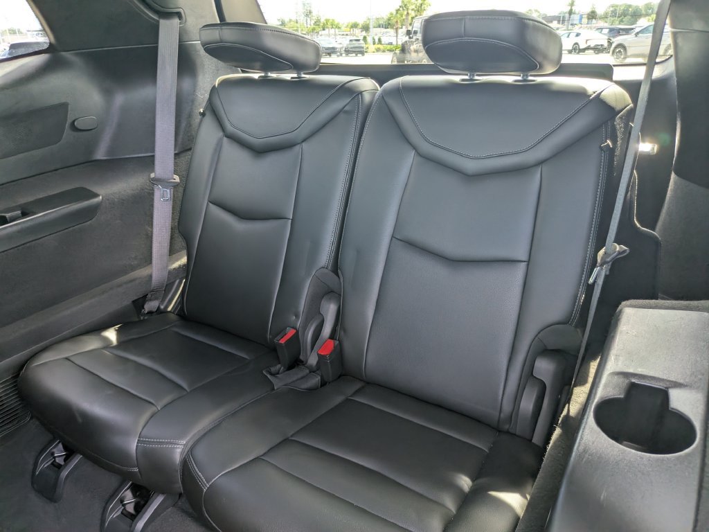 Used 2024 Cadillac XT6 Luxury FWD image 19