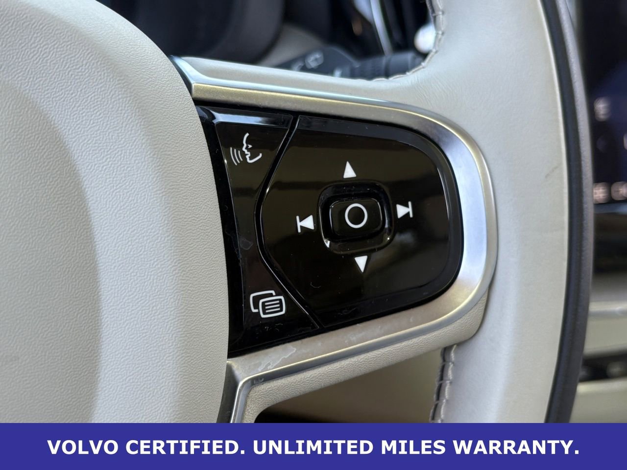 Certified 2023 Volvo XC60 T8 Plus w/ Climate Package image 19