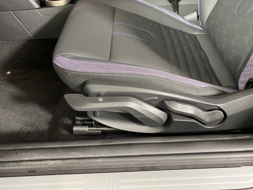 New 2026 MINI Cooper S image 8
