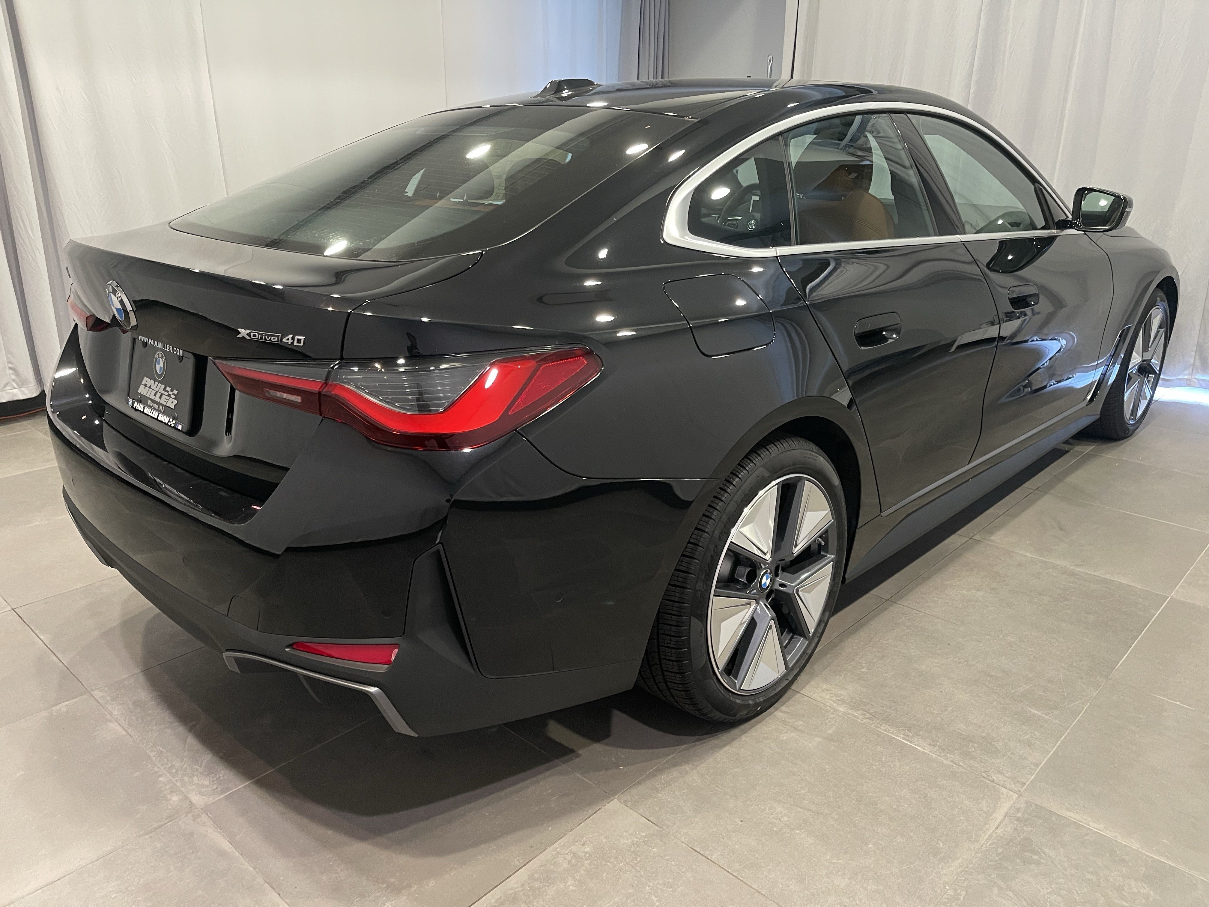 New 2026 BMW i4 xDrive40i w/ Premium Package AWD/4WD image 6