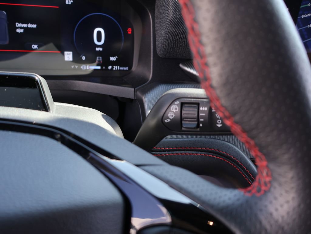 Used 2025 Ford Explorer ST-Line w/ ST-Line Street Pack image 35