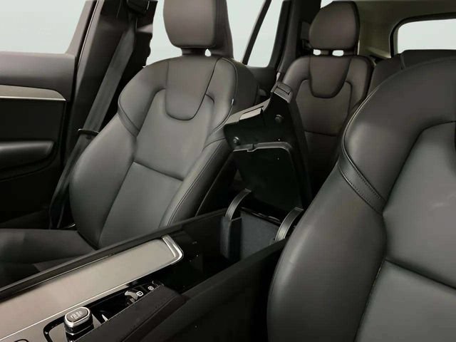 Used 2025 Volvo XC90 B5 Core AWD/4WD image 89