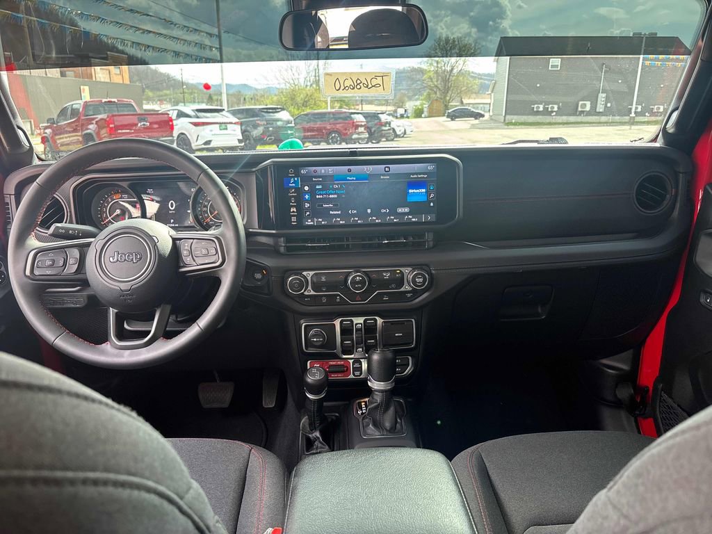 Used 2024 Jeep Wrangler Unlimited Rubicon image 58