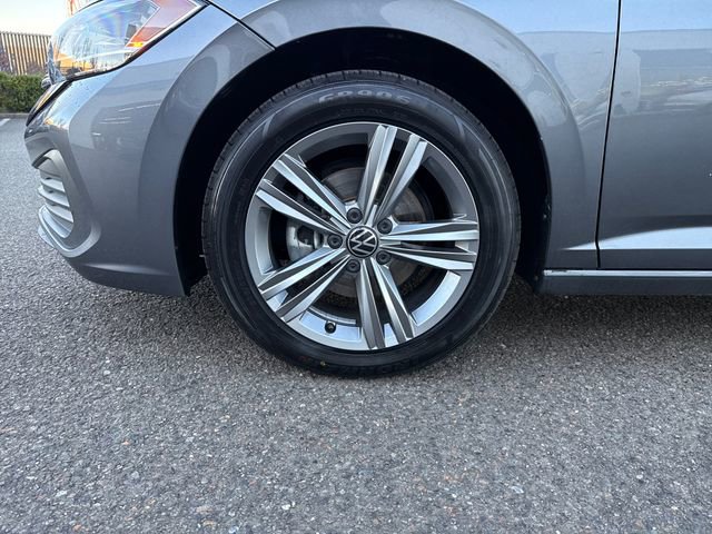 Used 2024 Volkswagen Jetta SE image 30