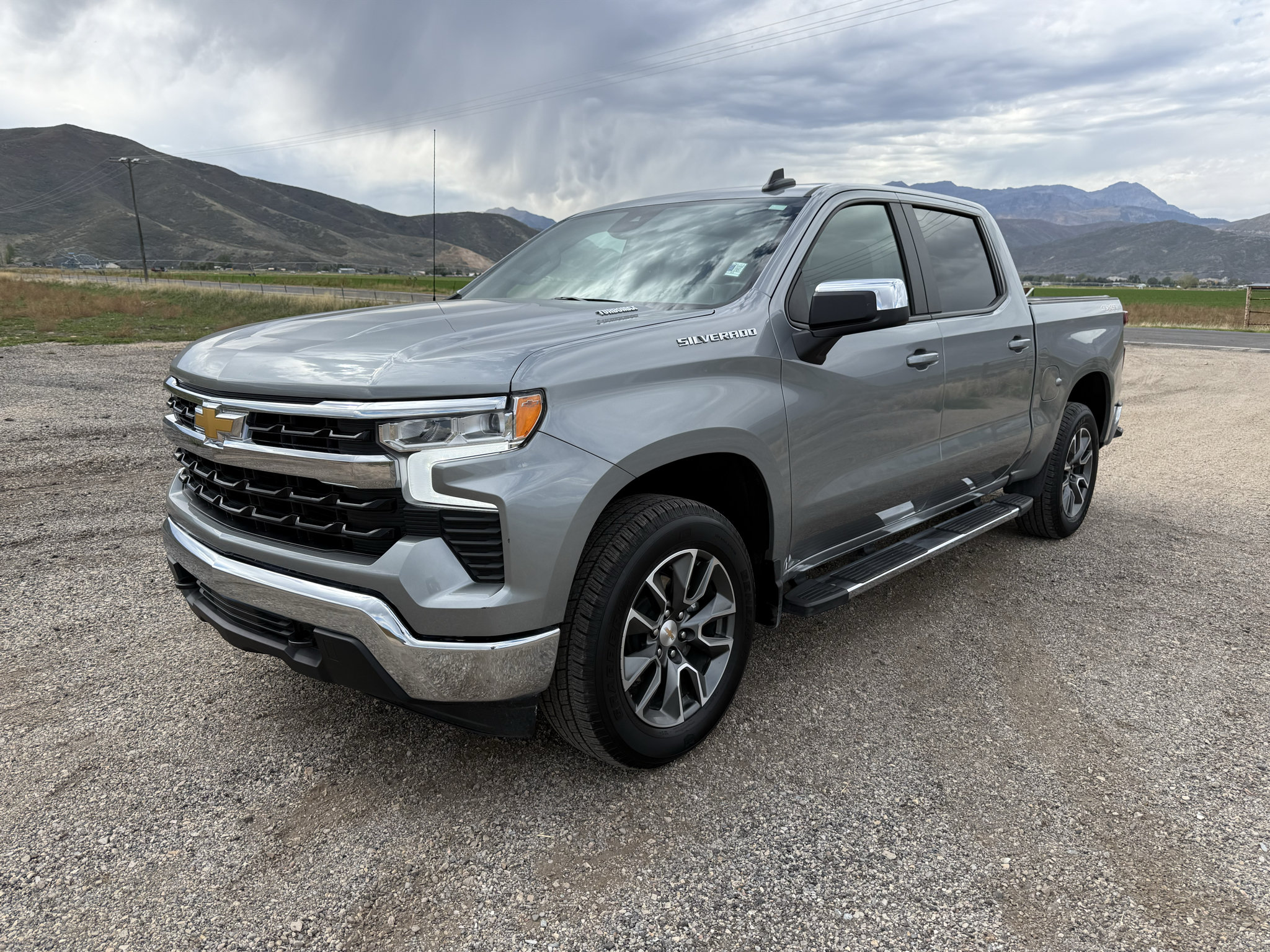 Used 2025 Chevrolet Silverado 1500 LT w/ Protection Package AWD/4WD image 3
