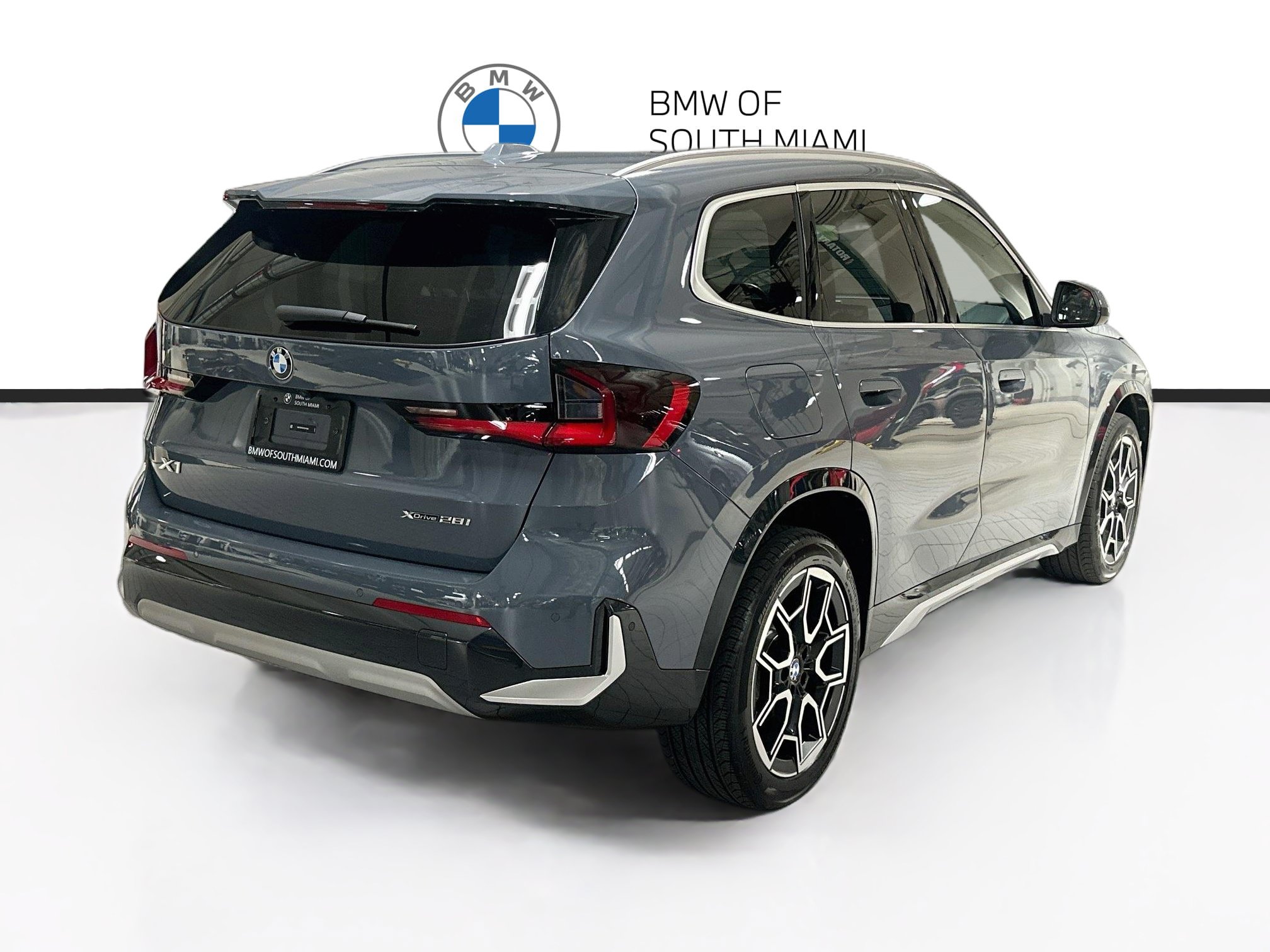Certified 2025 BMW X1 xDrive28i AWD/4WD image 7
