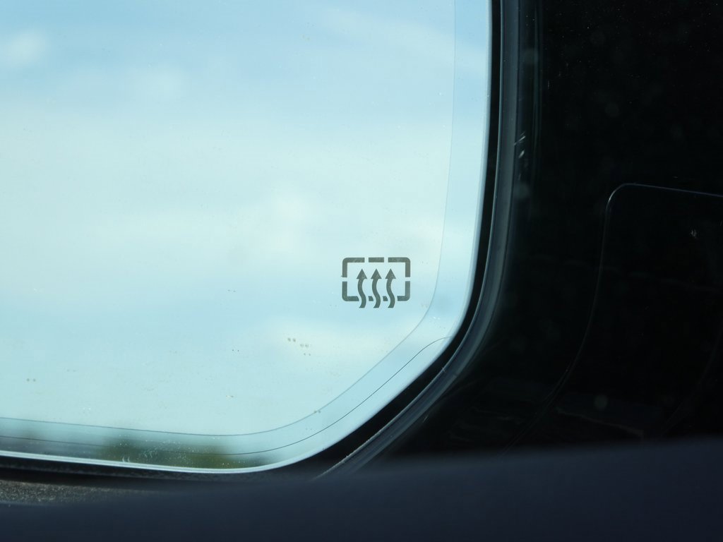 New 2026 Buick Enclave Sport Touring w/ Power Package image 14