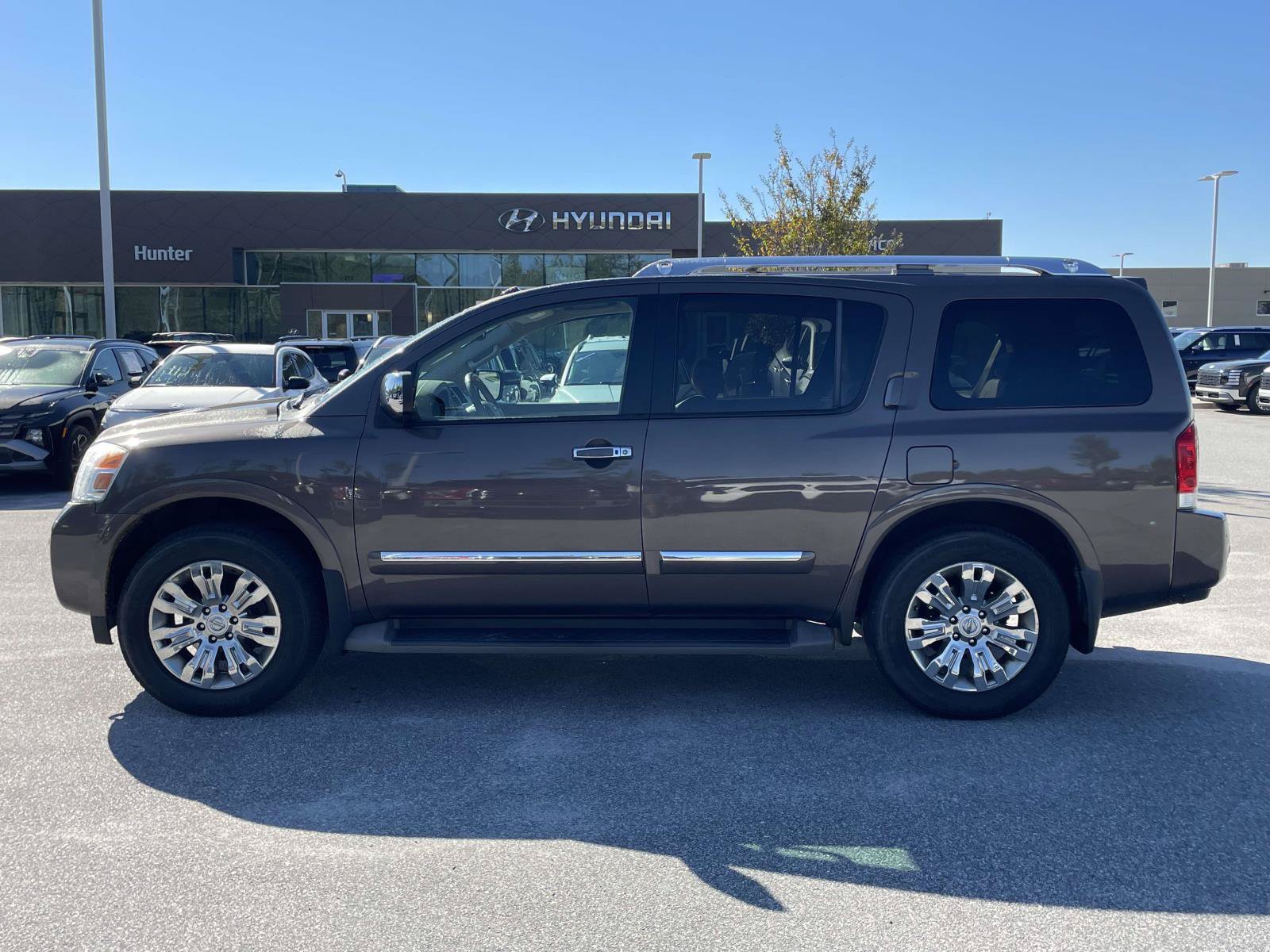 Used 2015 Nissan Armada Platinum AWD/4WD image 28