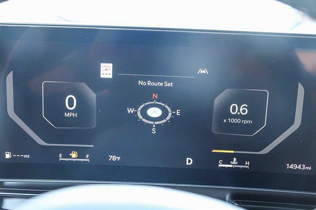 Used 2025 Kia Carnival SX image 22