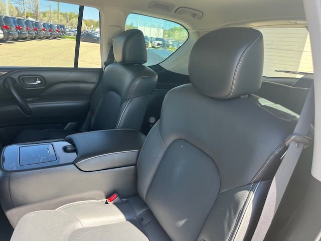 Used 2022 INFINITI QX80 Luxe w/ Cargo Package image 6