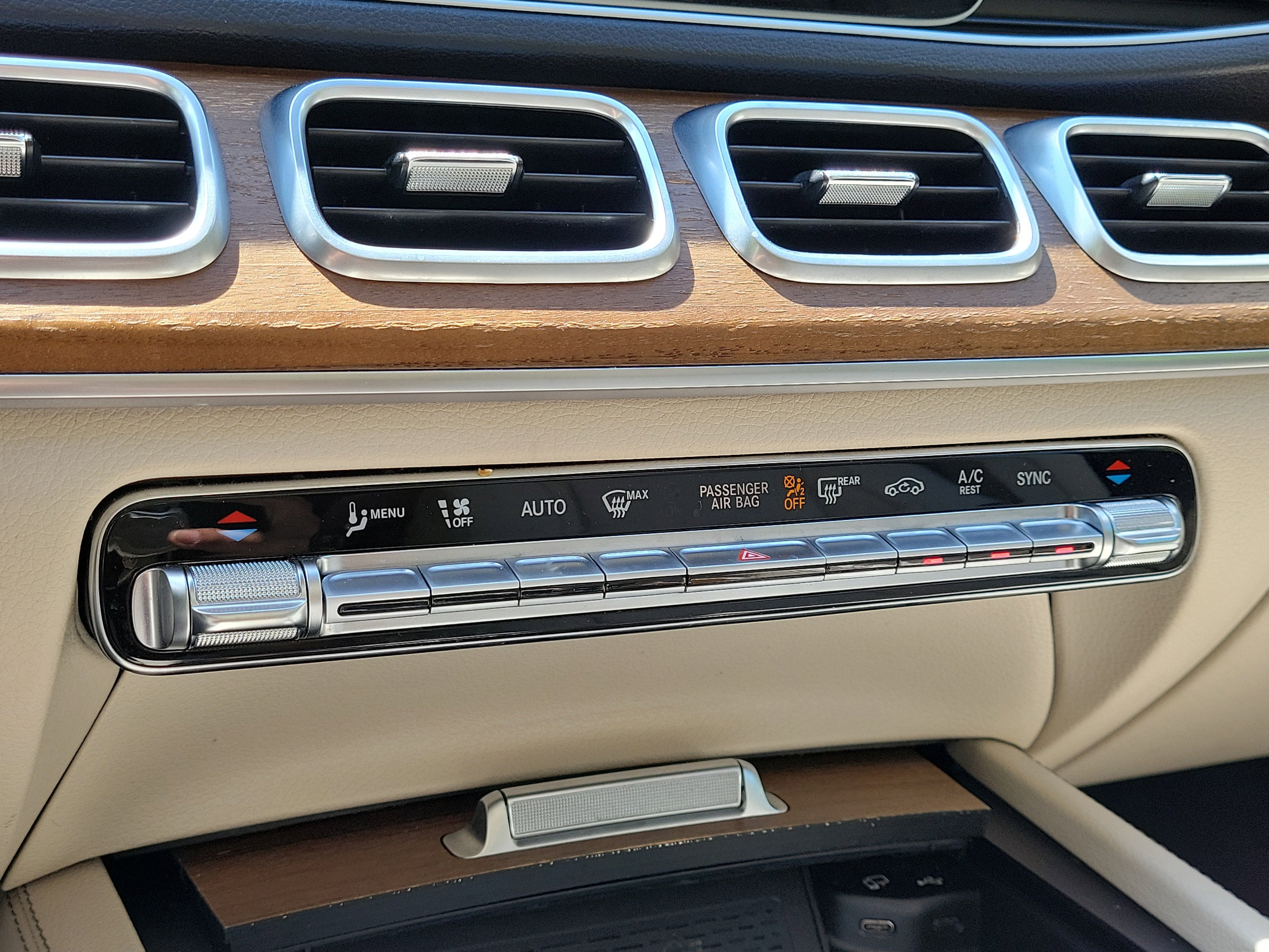 Used 2023 Mercedes-Benz GLE 350 4MATIC image 29