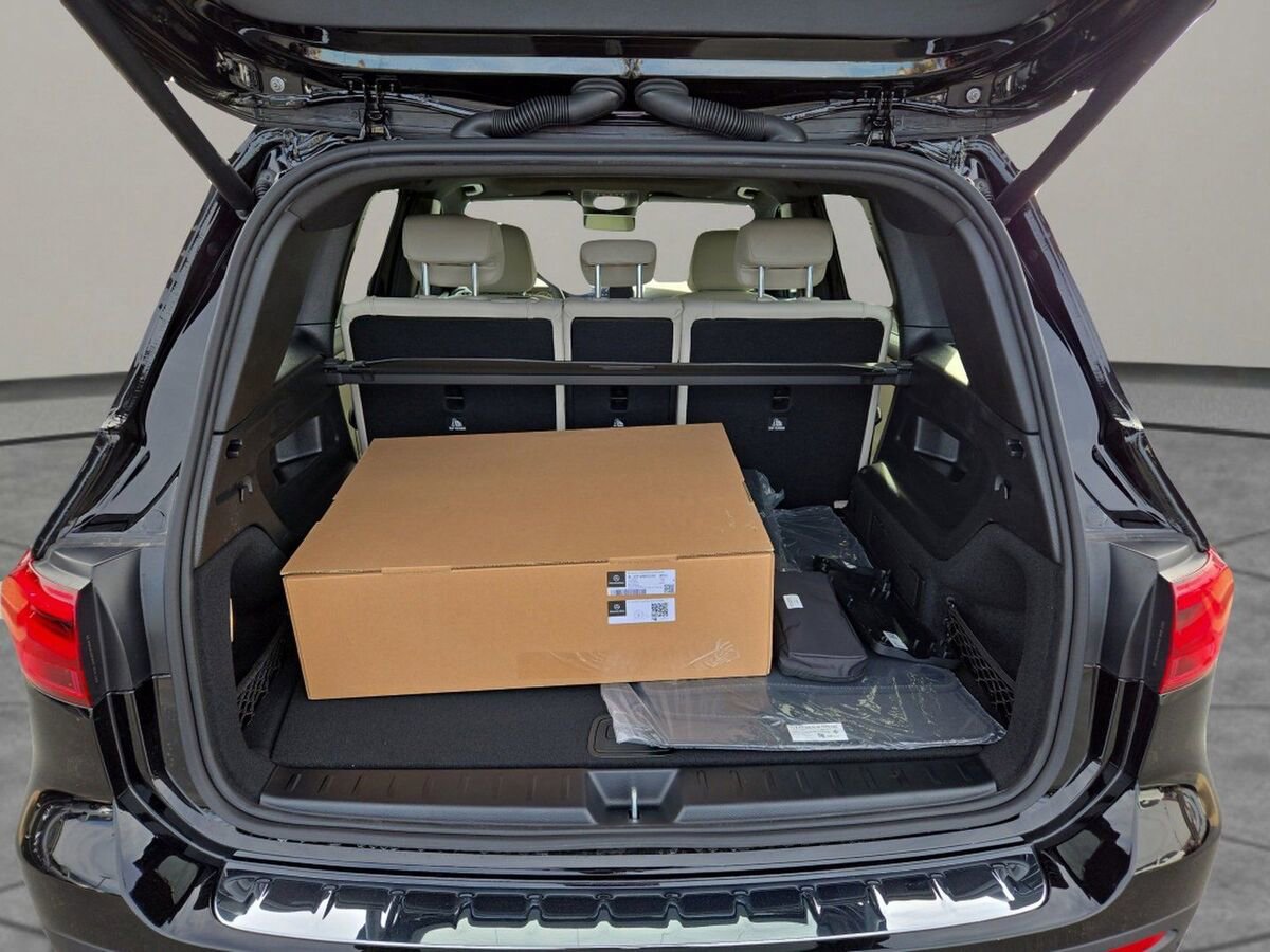 New 2026 Mercedes-Benz GLB 250 image 30