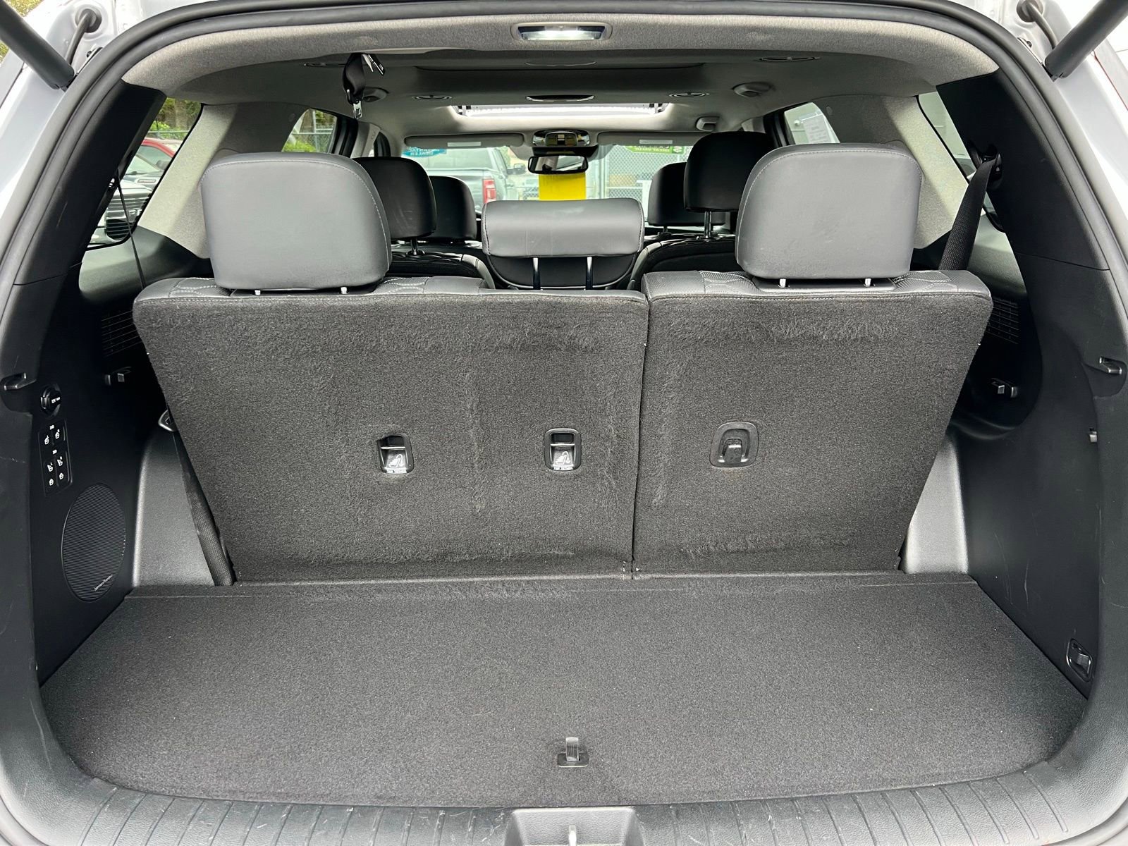 Used 2022 Hyundai Palisade Limited w/ Cargo Package image 20