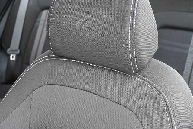 Certified 2025 Hyundai Venue SEL image 16