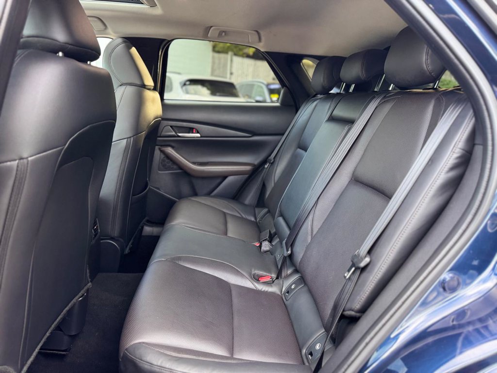 Used 2021 MAZDA CX-30 AWD 2.5 S w/ Premium Package image 22