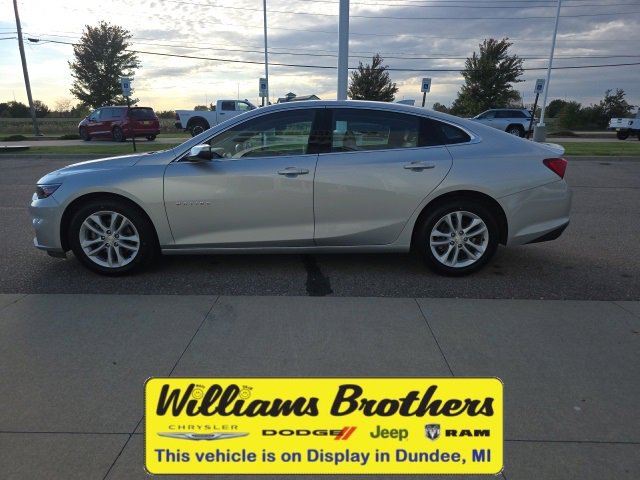 Used 2018 Chevrolet Malibu LT image 9