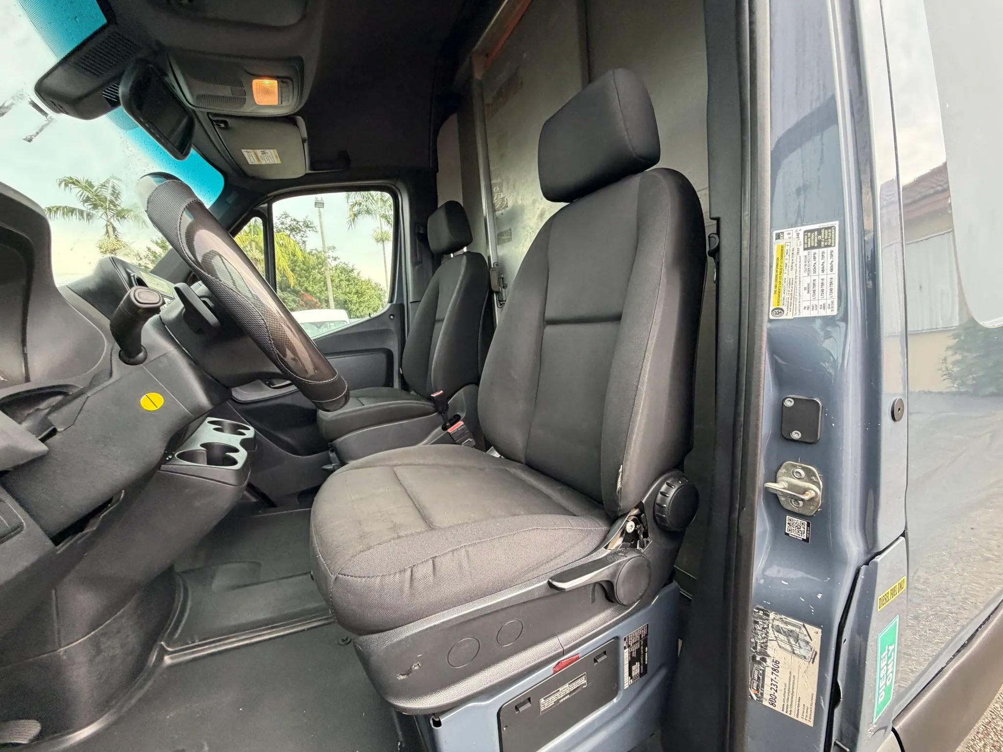 Used 2019 Mercedes-Benz Sprinter 170 image 12