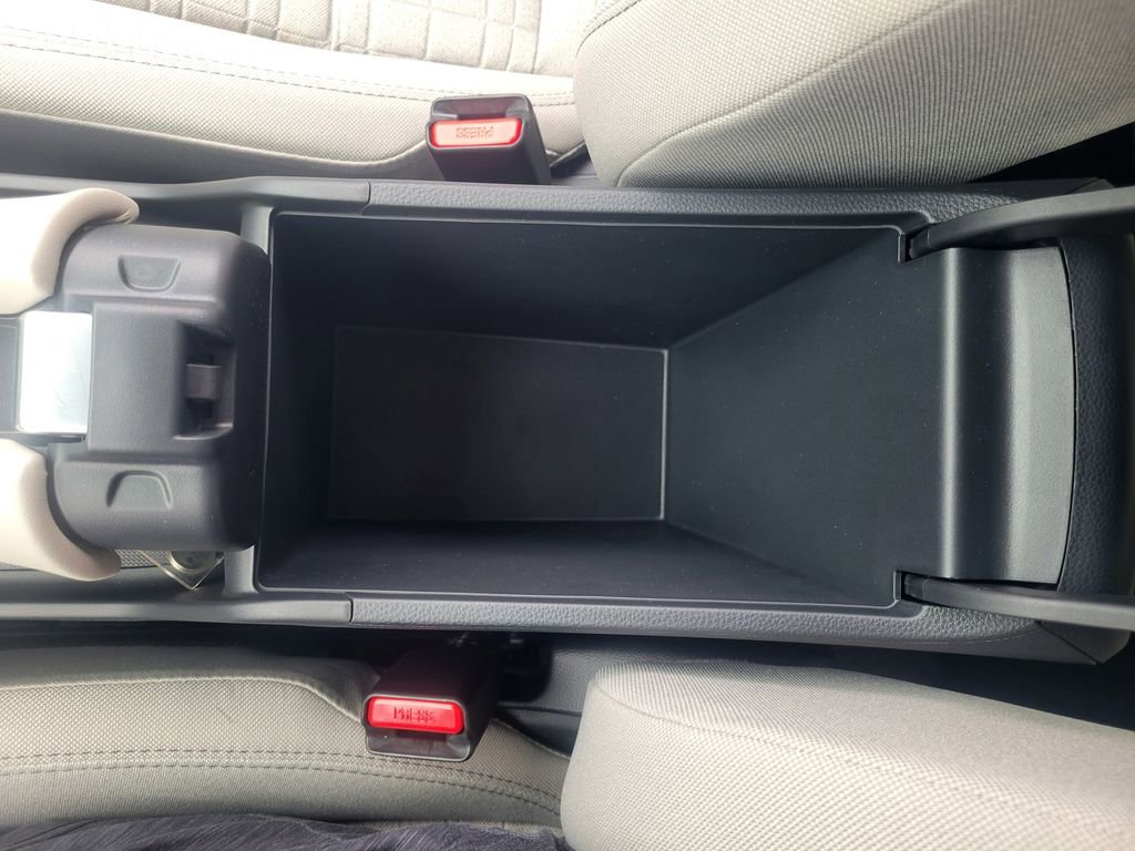 New 2026 Honda HR-V LX image 28