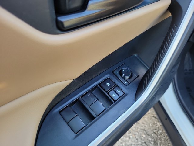 Used 2023 Toyota RAV4 LE FWD image 13