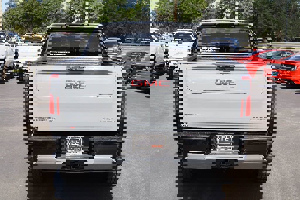 New 2026 GMC Sierra EV Denali AWD/4WD image 6