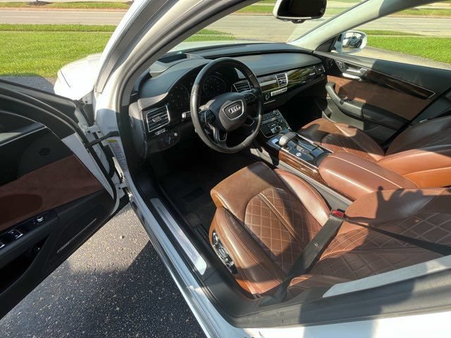 Used 2016 Audi A8 L 3.0T w/ Executive Package AWD/4WD image 9