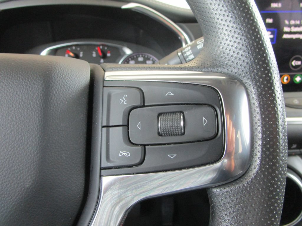 Used 2024 Chevrolet Blazer LT w/ Convenience Package FWD image 31