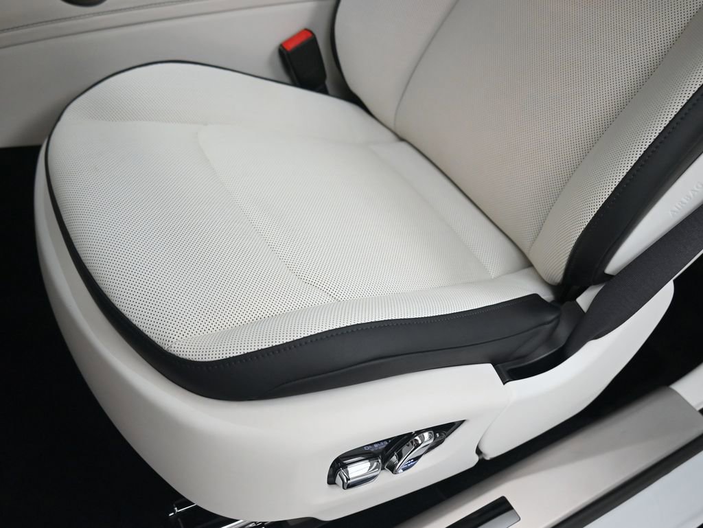 Used 2025 Rolls-Royce Spectre w/ Spectre Launch Package image 14