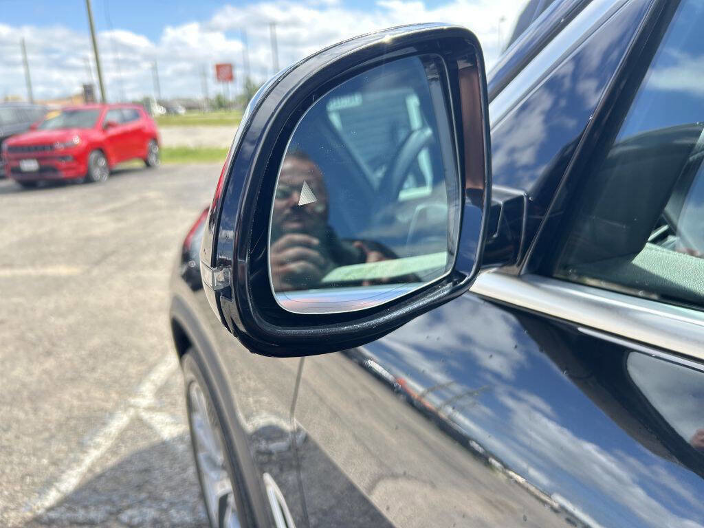 Used 2023 BMW X5 xDrive40i image 14