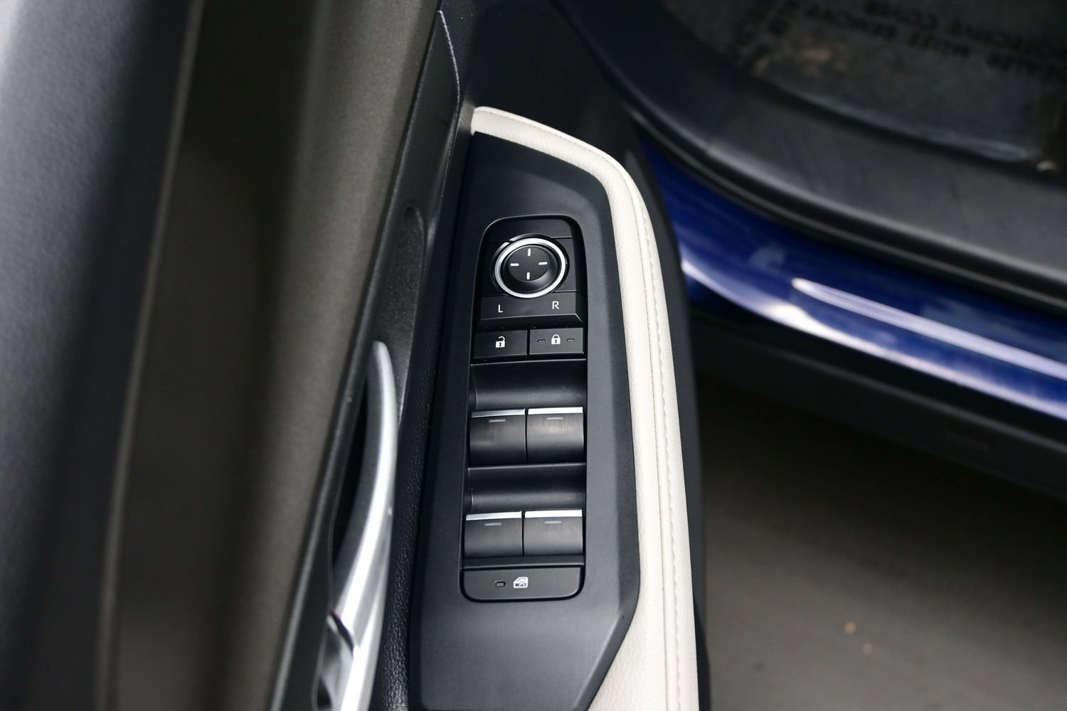 Used 2024 Toyota Grand Highlander AWD image 10