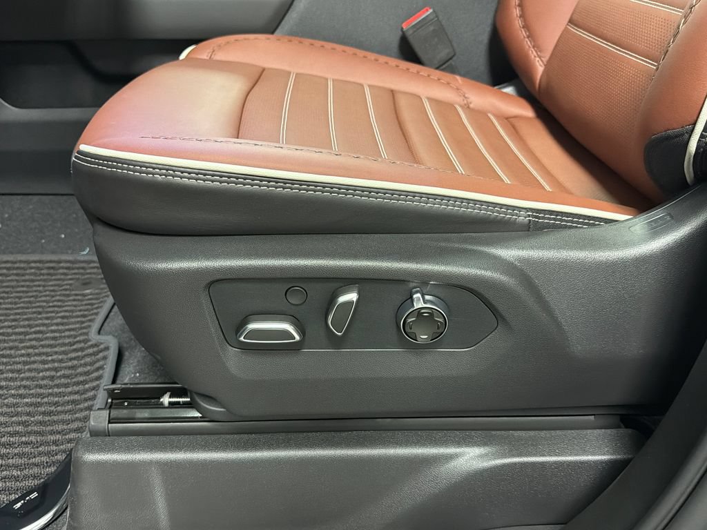 New 2026 GMC Sierra 1500 Denali Ultimate AWD/4WD image 23
