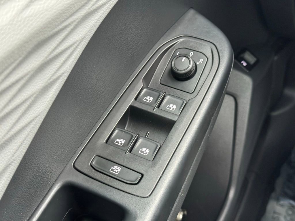 Used 2023 Volkswagen Taos S image 23