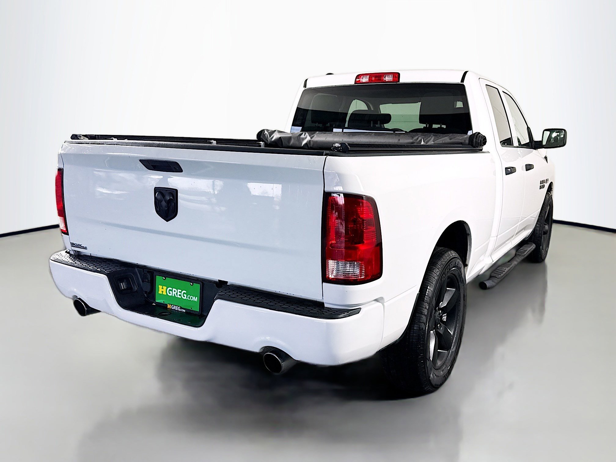 Used 2017 RAM 1500 Express w/ Express Value Package image 10