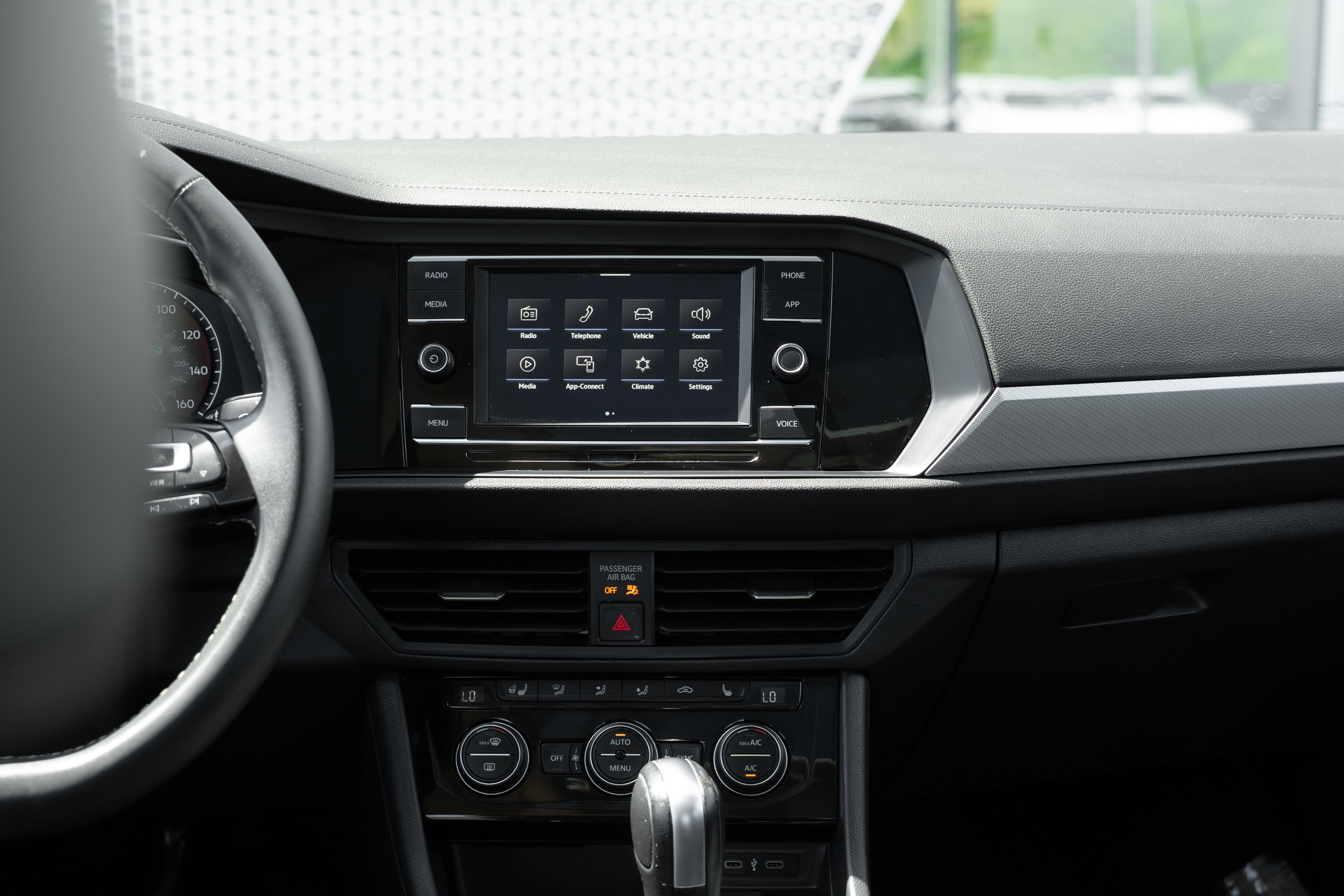 Used 2021 Volkswagen Jetta SE FWD image 11