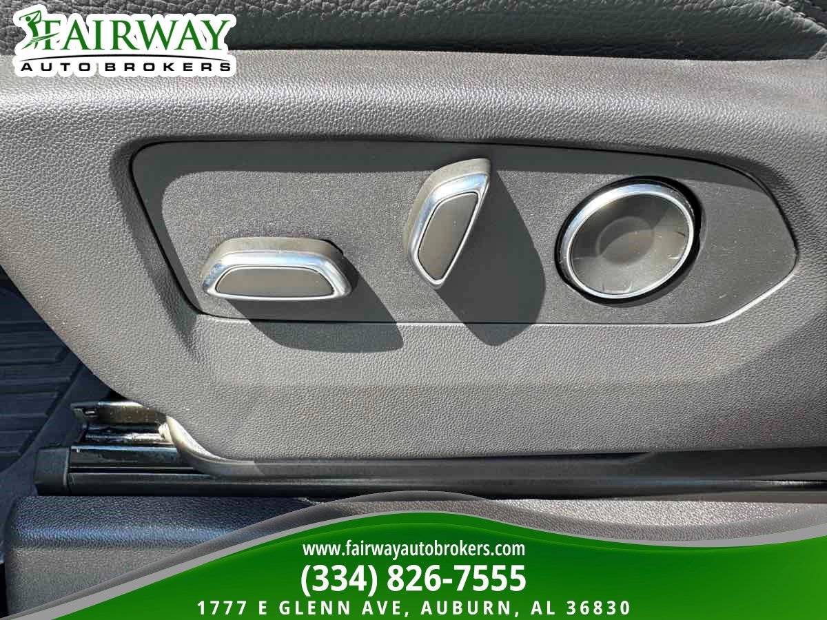 Used 2024 GMC Sierra 1500 Denali AWD/4WD image 15
