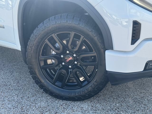 Used 2022 GMC Sierra 1500 Elevation w/ Preferred Package RWD image 2