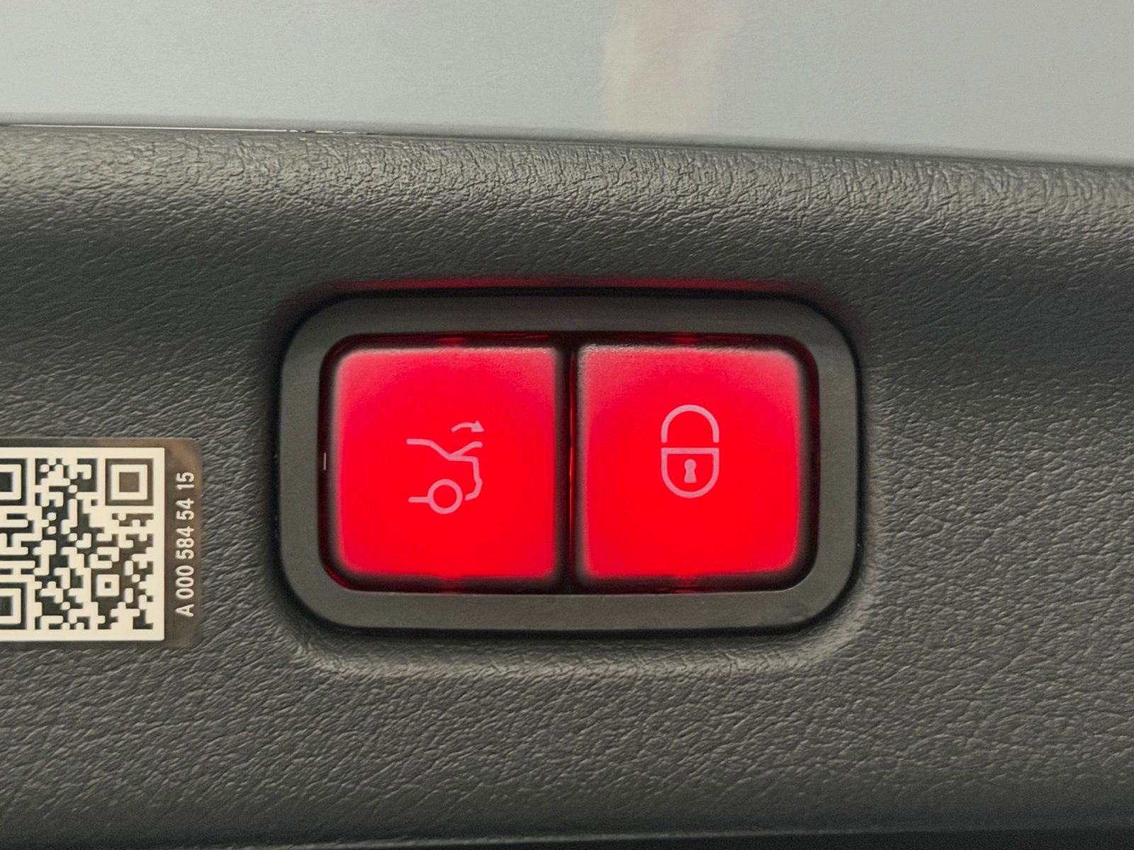 Used 2024 Mercedes-Benz C 63 AMG S image 16