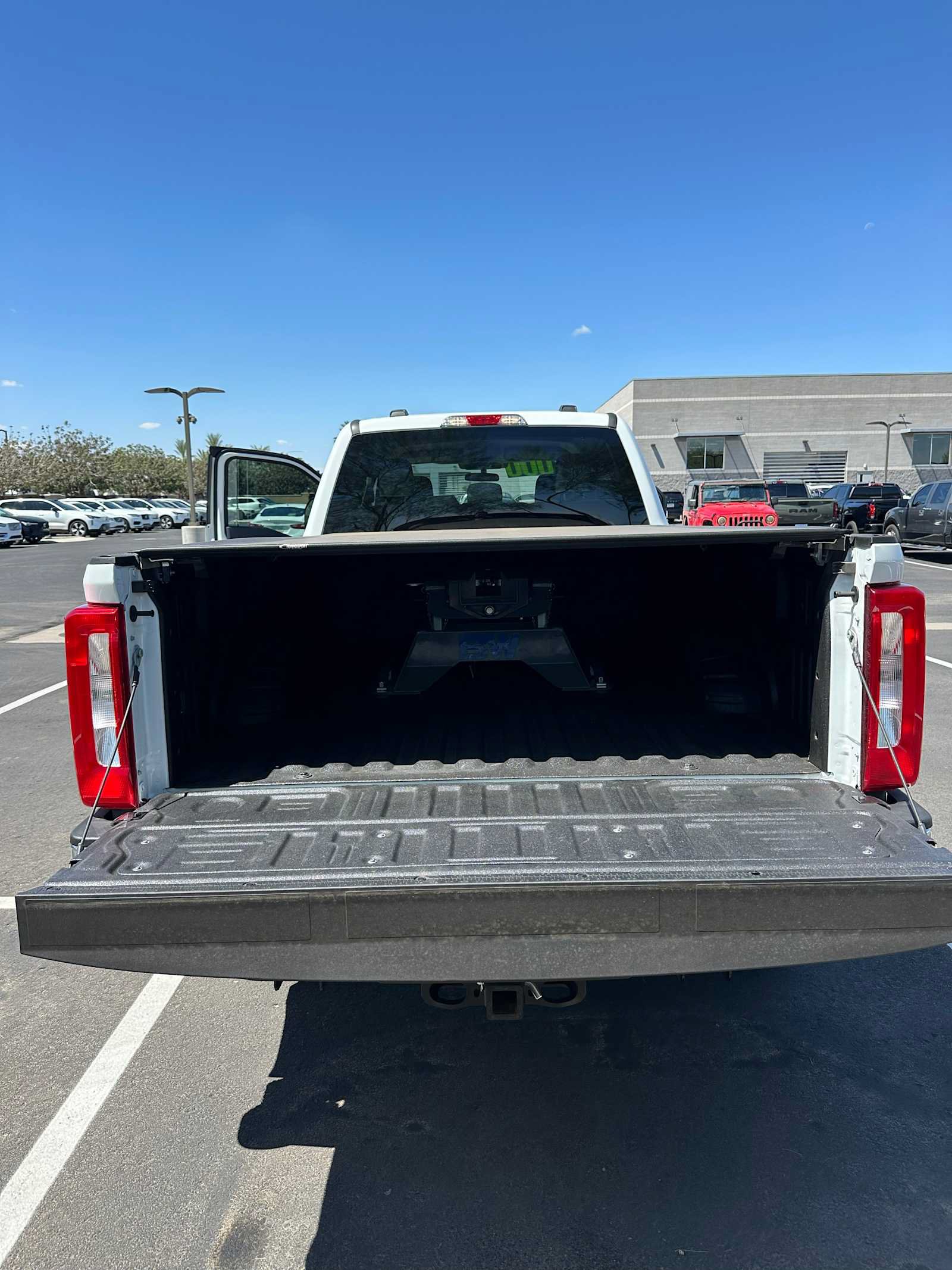 Used 2025 Ford F350 XLT AWD/4WD image 21