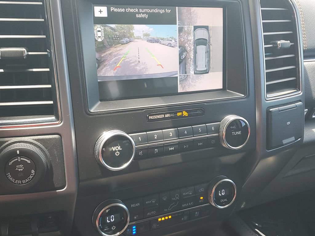 Used 2019 Ford Expedition Platinum AWD/4WD image 29