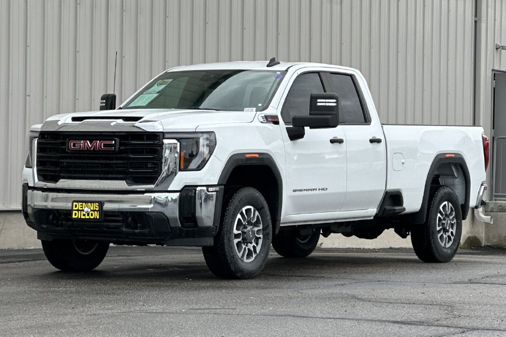 Used 2024 GMC Sierra 3500 Pro RWD image 4